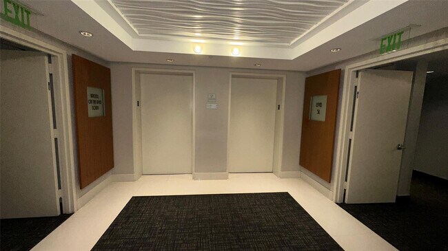 Building Photo - 41 SE 5th St