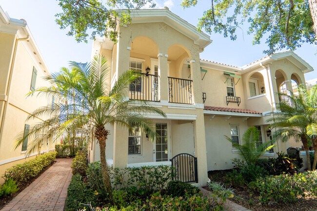Building Photo - 186 Soriano Dr