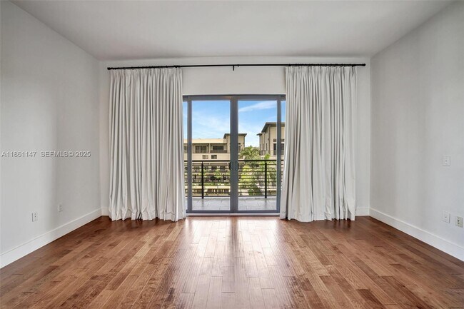 Building Photo - 164 SE 4th Terrace