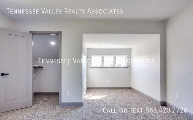 Building Photo - 7814 Lake Mountain Ln