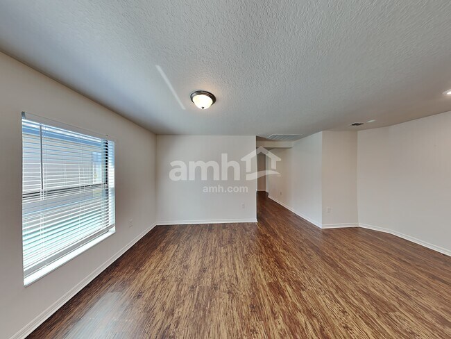 Building Photo - 1120 Brenton Leaf Dr