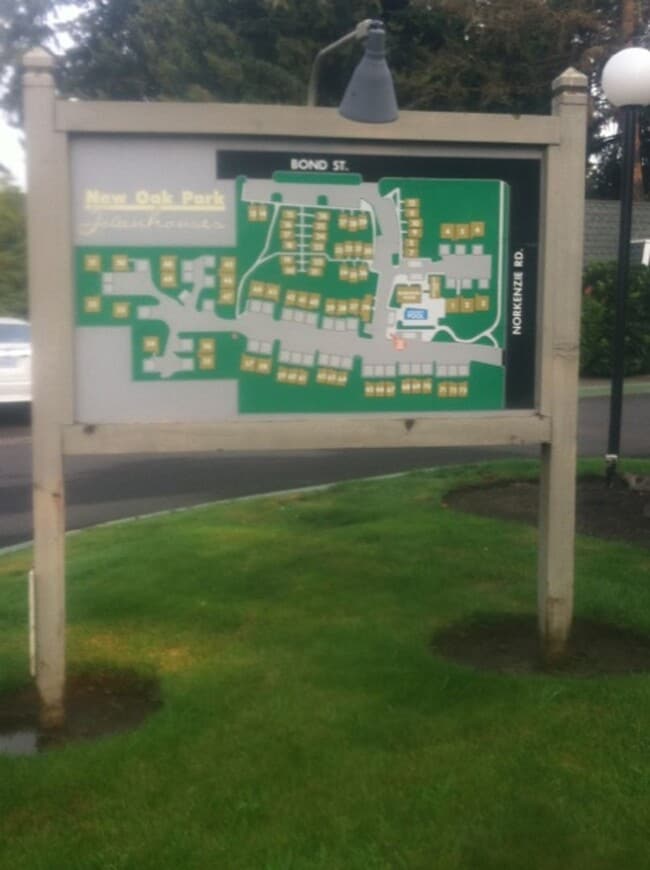 Building Photo - 2 Bedroom 2.5 Bathroom Townhome $500 Off M...