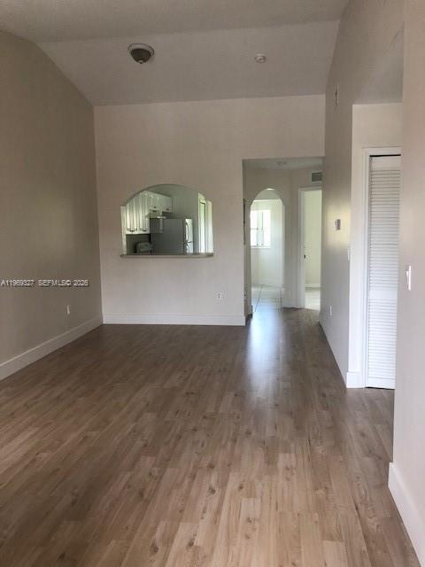 Building Photo - 945 NE 33rd Terrace