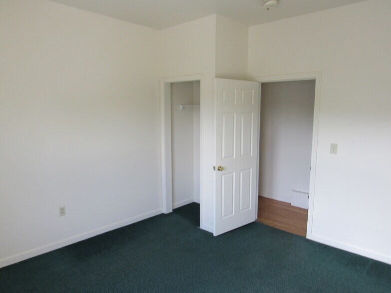 bedroom 3 - 135 Main St
