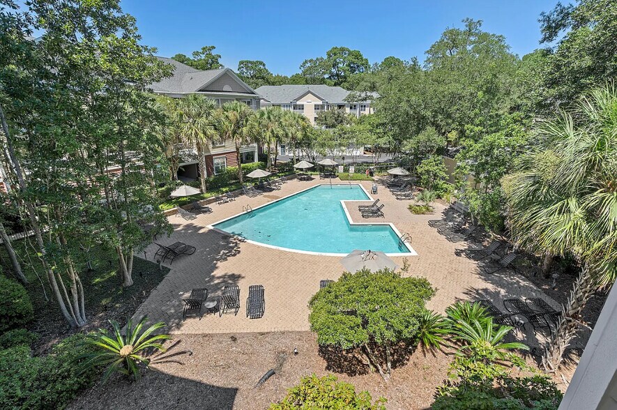 Building Photo - 600 Bucksley Ln