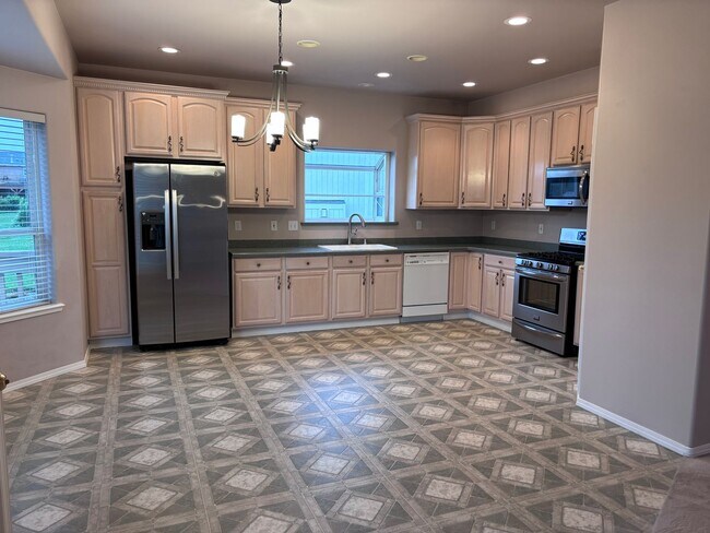 Building Photo - 2436 Marian Bay Cir