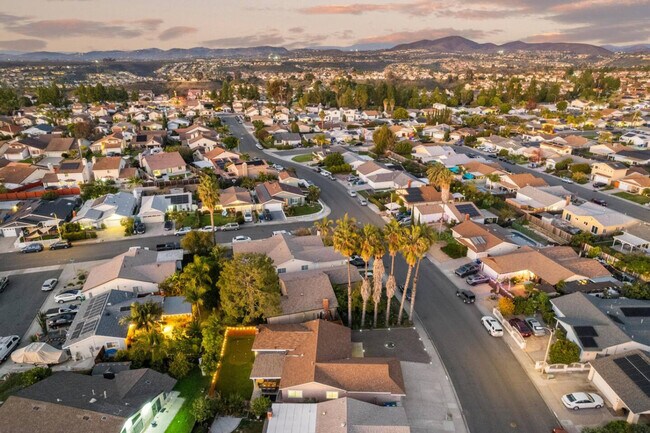 Building Photo - 7630 Andasol St