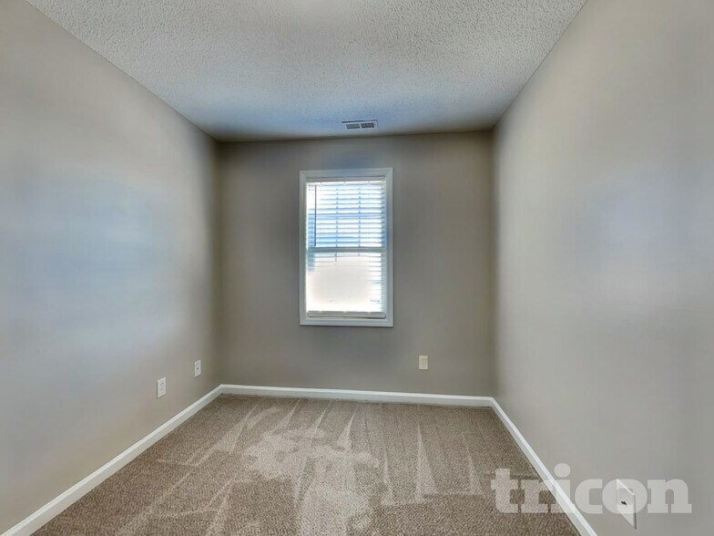 Building Photo - 4813 Windbreak Ln