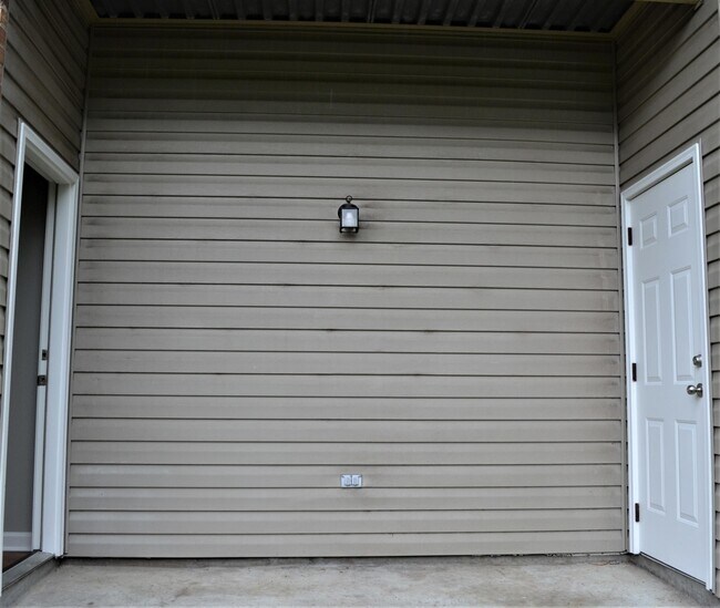 Building Photo - 311 Artisan Rd