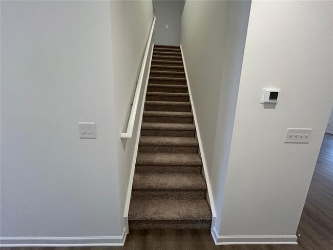 Building Photo - 207 Kinship Dr