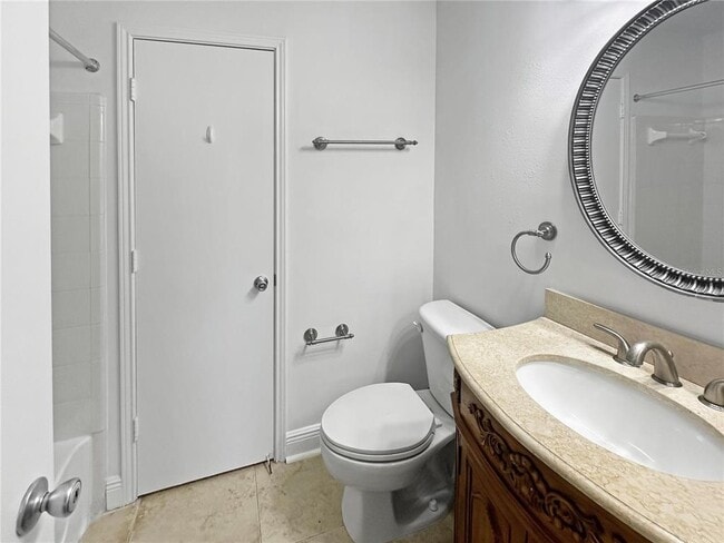 Building Photo - 708 Secret Harbor Ln