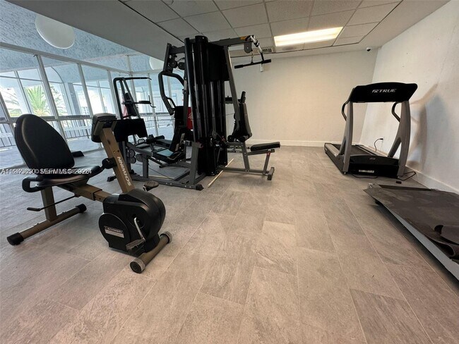 Building Photo - 484 NW 165th St