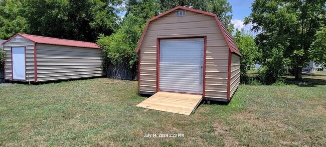 Building Photo - 816 Indian Ave