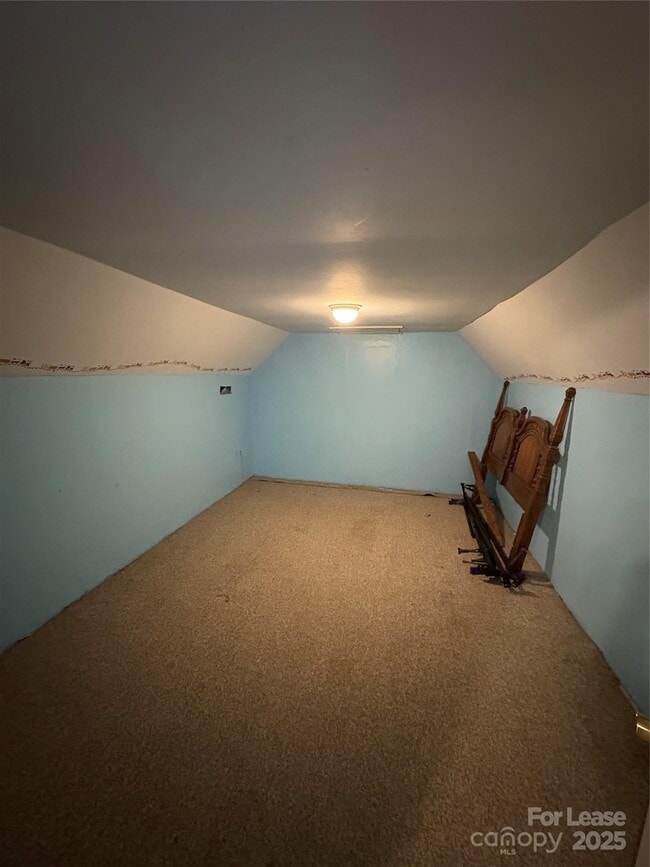 Building Photo - 7200 Strawberry Ln