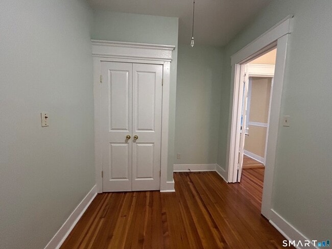 Building Photo - 37 Pardee Pl