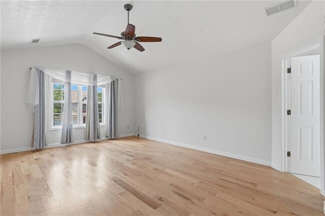 Building Photo - 2123 Beacon Crest Dr