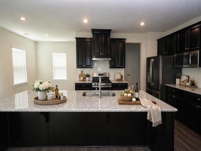 Building Photo - Wonderful 3BR 2BA Home w/ Upgraded Kitchen • Assigned Parking • Patio & Porch in Concord