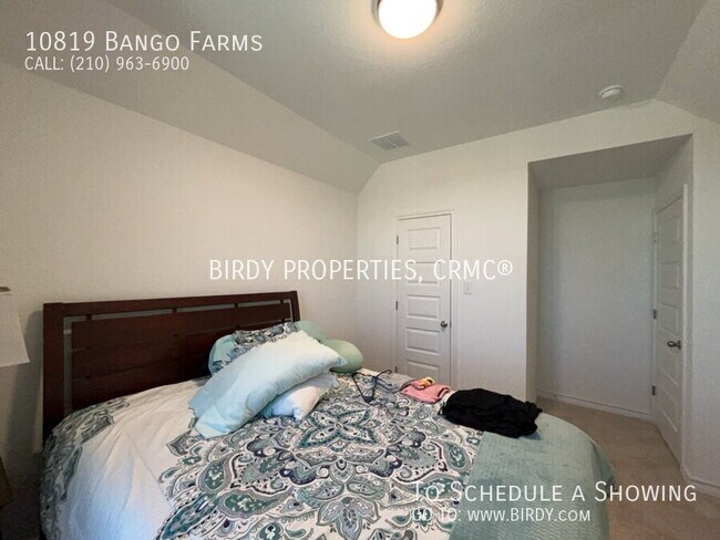 Building Photo - 10819 Bango Farms