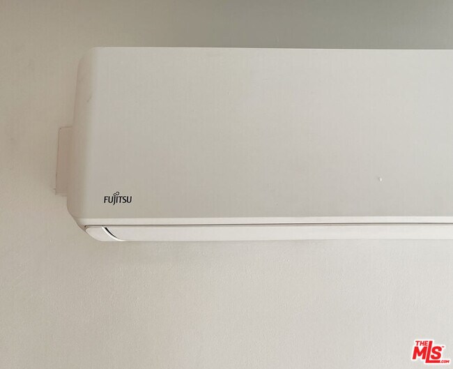 Building Photo - 4448 Elmer Ave