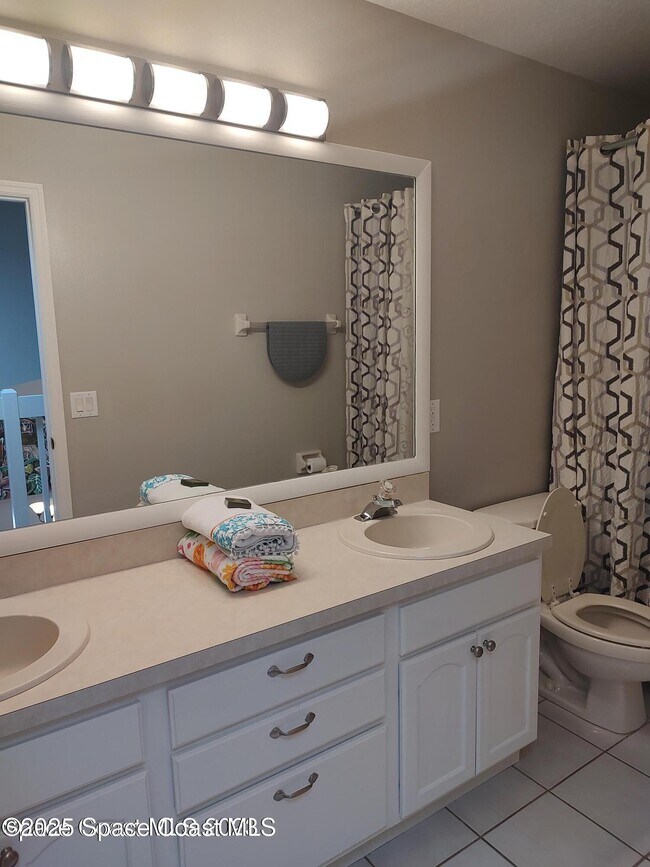 Building Photo - 263 Coastal Hill Dr