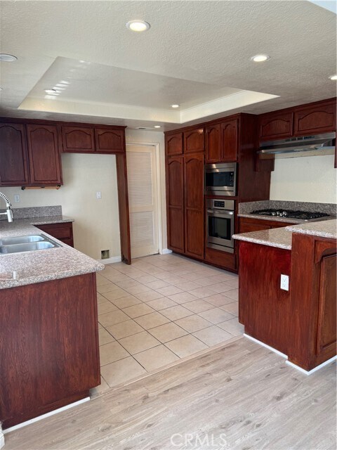 Building Photo - 22088 Cedardale Dr