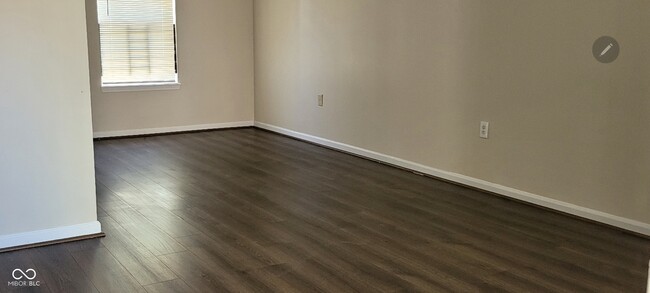 Building Photo - 4519 Woodland Ct