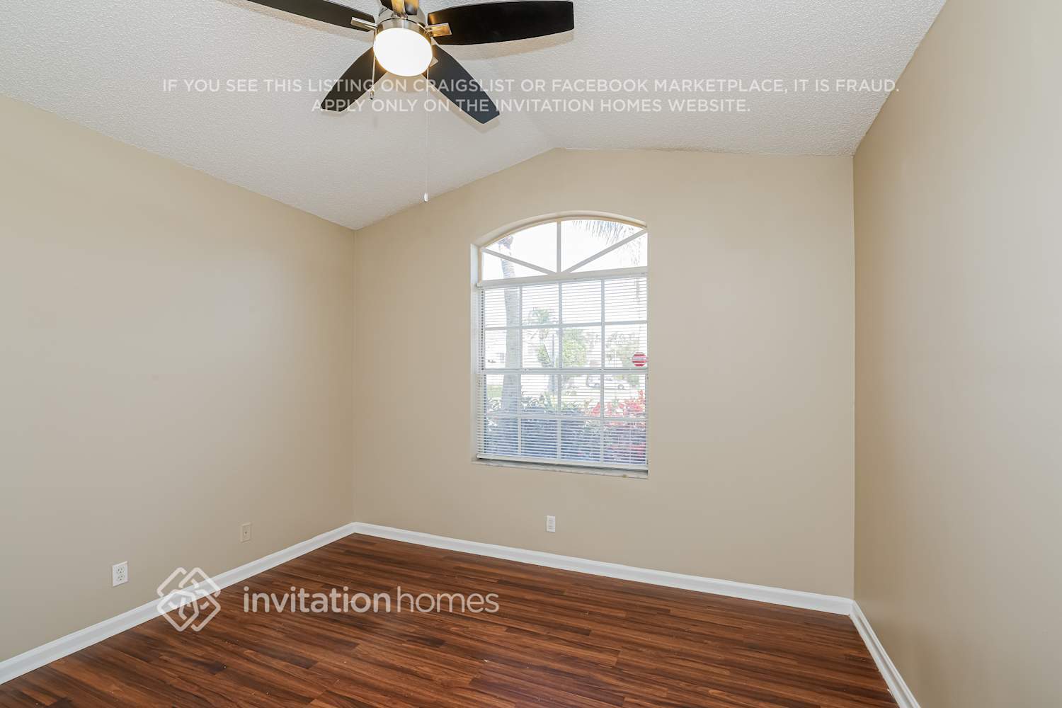 Building Photo - 12451 Pleasant Green Way