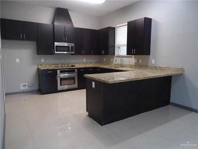 Building Photo - 5239 Shalom Dr
