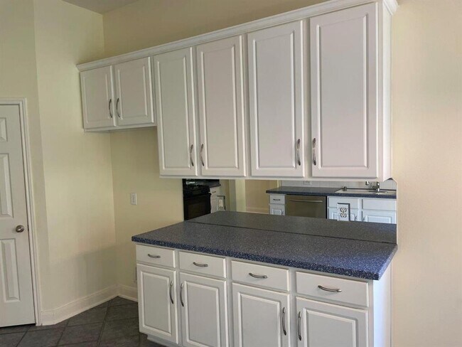 Building Photo - 5306 Chasewood Dr