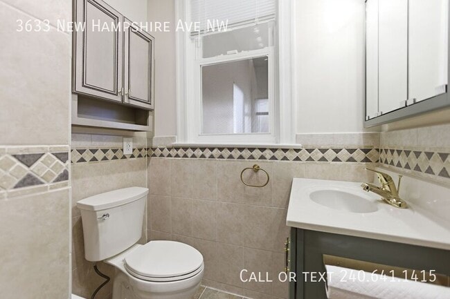 Building Photo - 3633 New Hampshire Ave NW