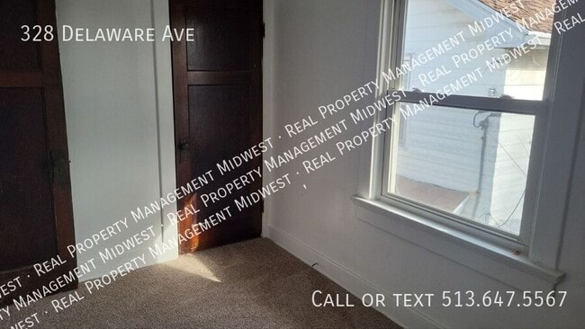 Building Photo - 328 Delaware Ave