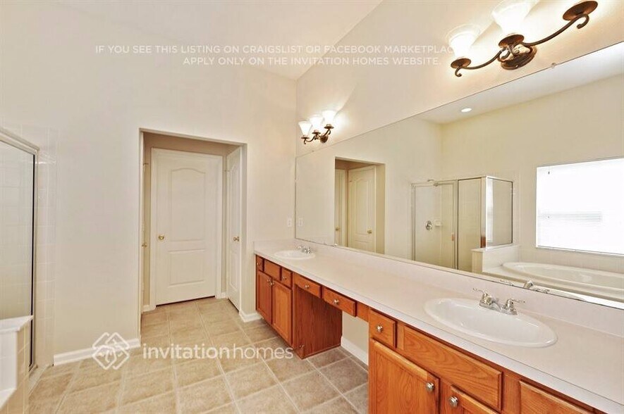 Building Photo - 5626 Riva Ridge Dr