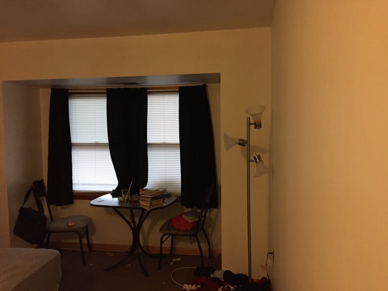 Building Photo - 113 Raylinsky Rd