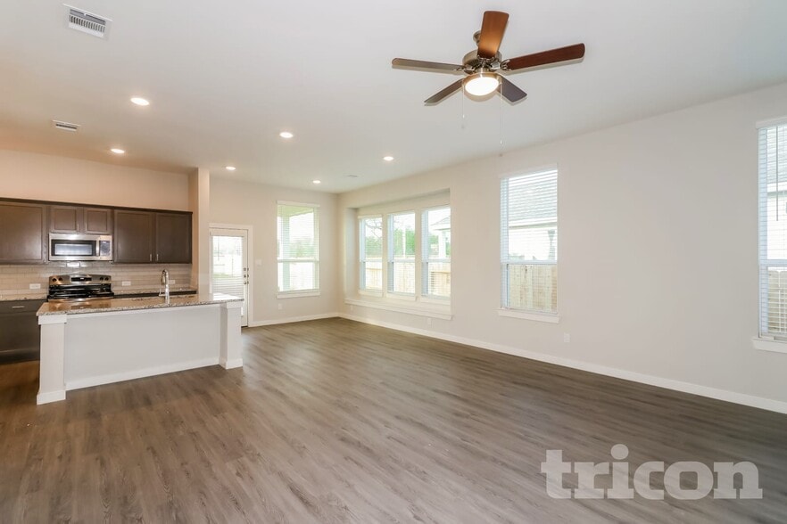 Building Photo - 2330 Cohorn Trl