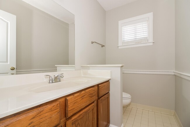 Building Photo - 4415 Bunker Hill Dr