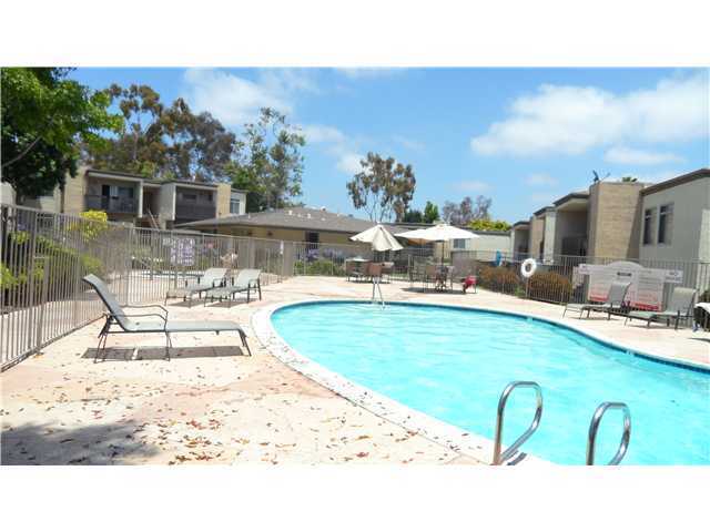 Building Photo - Charming 1-Bedroom Condo with Park-Like Views in Gated Community