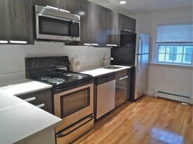 Building Photo - 37 Wyman St