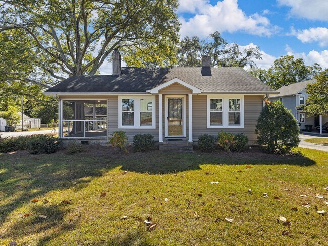 Primary Photo - Downtown Greer Charmer: Spacious 3-Bed, 2 BA Home with Screened Porch, Carport & Hardwoods, NO AP...