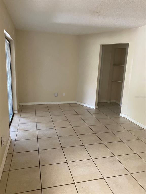 Building Photo - 322 Black Oak Ct