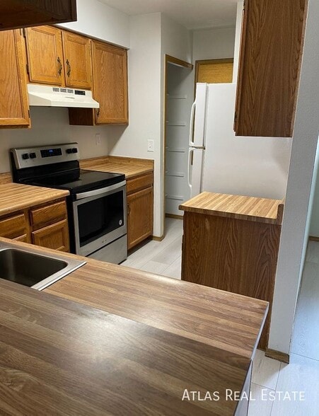 Building Photo - 1191B Milo Circle-