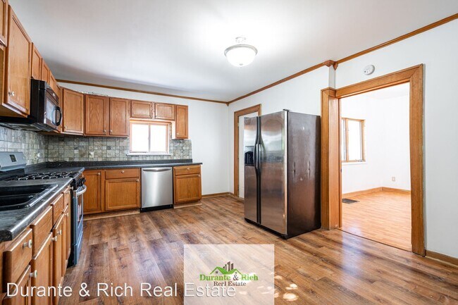 Building Photo - 2 br, 1 bath House - 1819 Marquette Street