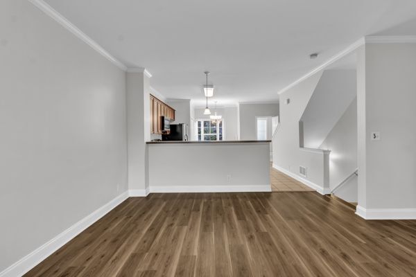 Building Photo - 3100 Lauren Parc Rd