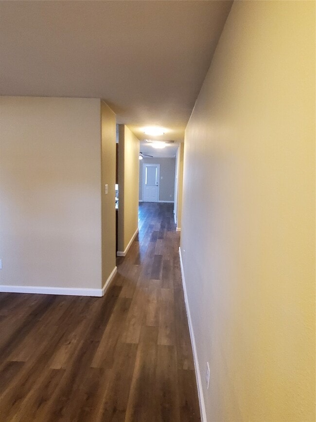 Building Photo - 9342 Canady Park Ln