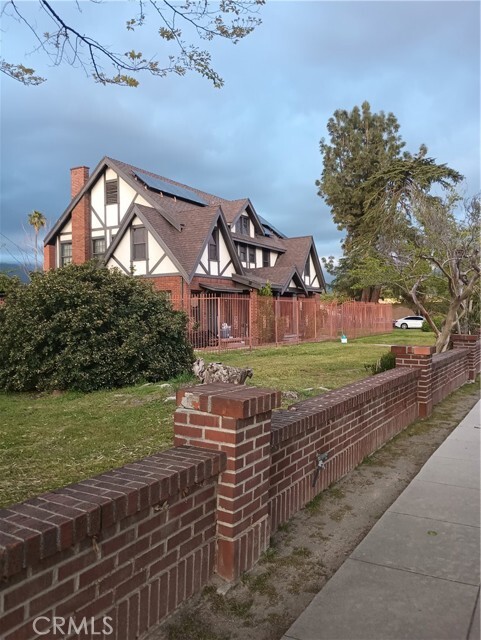 Building Photo - 120 W Marshall Blvd