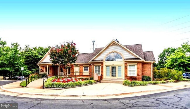 Building Photo - 6623 Patent Parish Ln