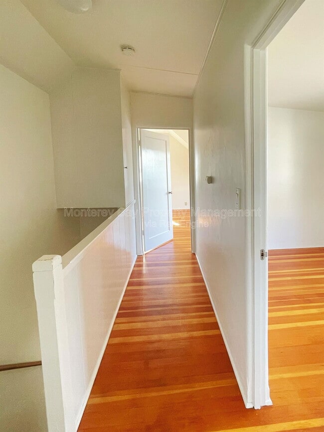 Building Photo - 1012 Munras Ave