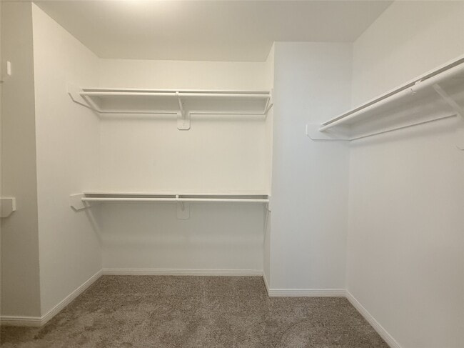 Building Photo - 1963 Peden St