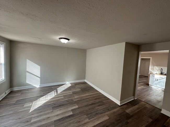 Building Photo - 1732 Ferry Ave