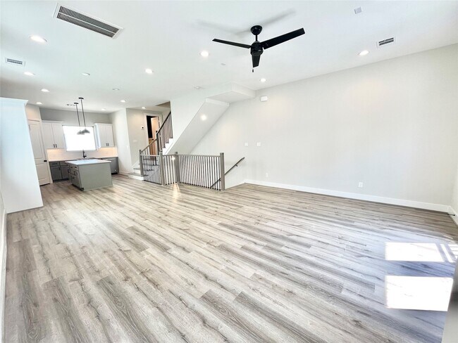 Building Photo - 3716 Creekmont Gardens Ln