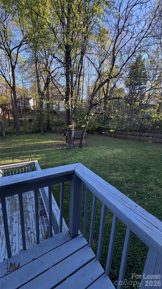 Building Photo - 2206 Killarney Pl